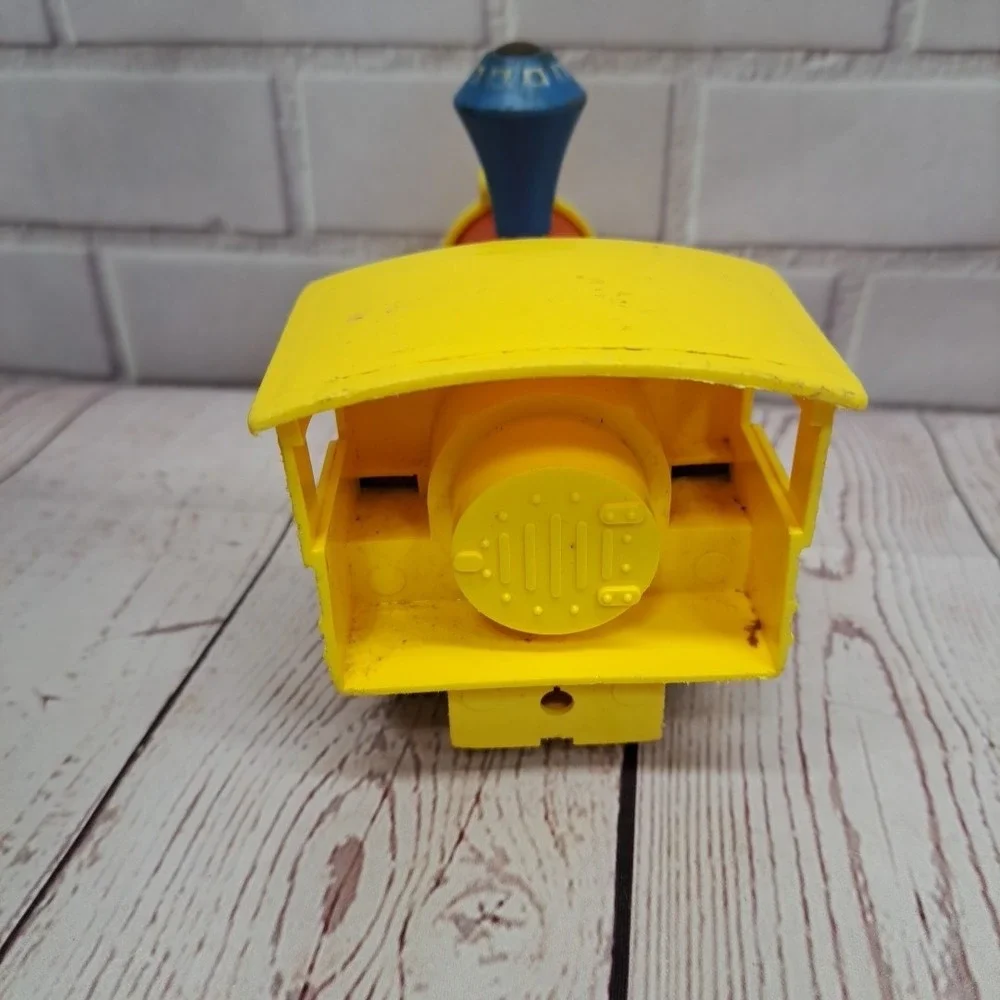 VTG Fisher Price Toot Toot Train 1964, Lot Of 3
